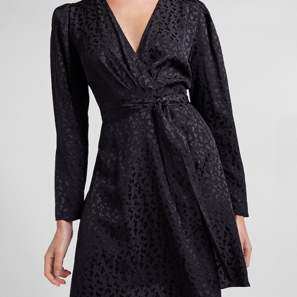 Express : Leopard Jacquard Puff Sleeve Wrap Dress